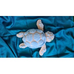 Gehäkelte Meeresschildkröte aus Chenille Wolle - Handgemacht